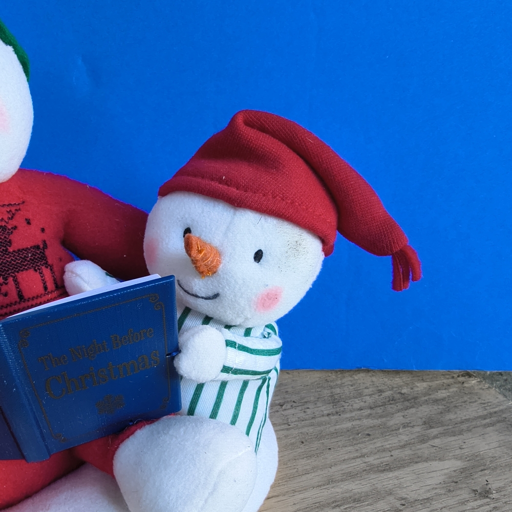 Hallmark Jingle Pals Snowmen 2019 Story Time - Picture 8 of 8